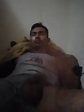 Snapshot of Fer-nand chatting on 12-22-24, 03:55 Fer-nand online show from 12-22-24, 03:55