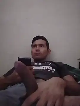 Snapshot of Fer-nand chatting on 01-13-25, 06:59 Fer-nand online show from 01-13-25, 06:59