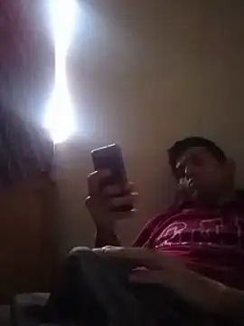 Snapshot of Fer-nand chatting on 01-14-25, 07:53 Fer-nand online show from 01-14-25, 07:53