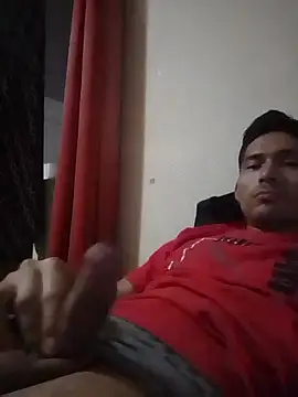 Snapshot of Fer-nand chatting on 02-18-25, 04:26 Fer-nand online show from 02-18-25, 04:26