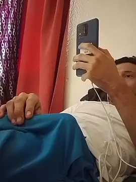 Snapshot of Fer-nand chatting on 03-17-25, 03:40 Fer-nand online show from 03-17-25, 03:40