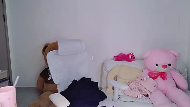 yangyang-1115 online show from 03-01-26, 06:04