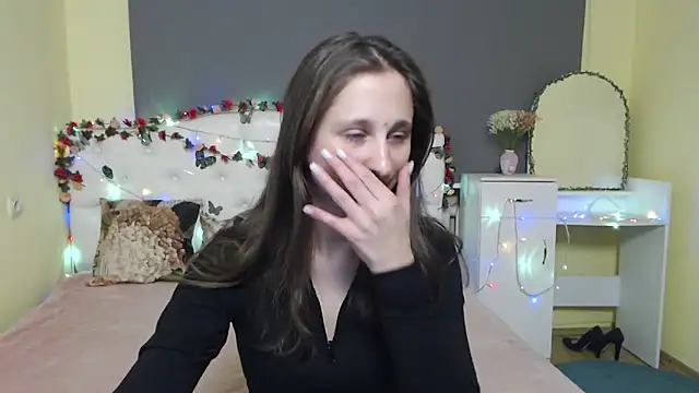 MichelLeee online show from 03-18-26, 12:52