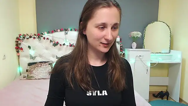 MichelLeee online show from 03-25-26, 12:33