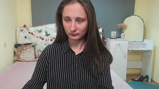 MichelLeee online show from 04-14-26, 11:16