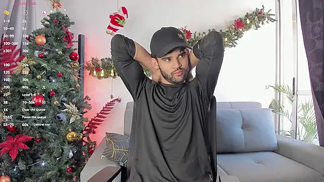 Snapshot of andrewChris_ chatting on 12-10-24, 09:33 andrewChris  online show from 12-10-24, 09:33