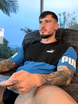 DimitriSullivan  online show from 10-22-25, 09:58