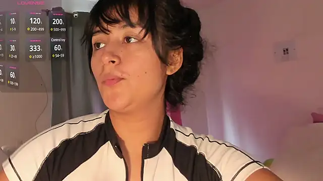 Lady Rey online show from 02-04-25, 06:38