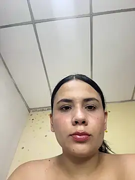 Leyna Kenet online show from 06-10-26, 03:18