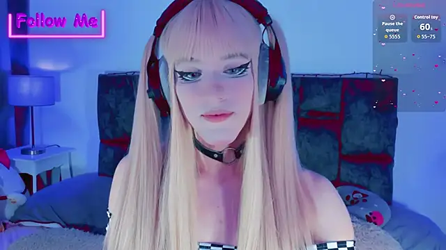 Kirmyy  online show from 12-18-25, 09:32