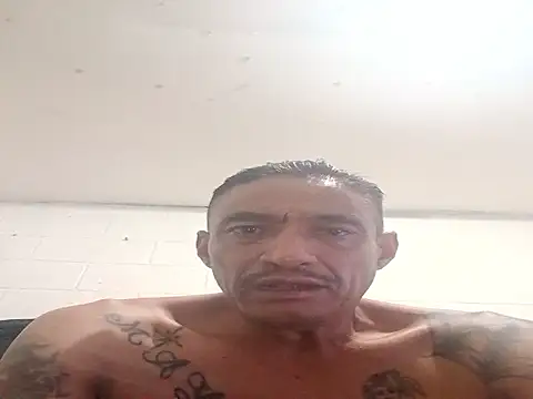 Snapshot of Innsaciable chatting on 10-24-25, 08:55 Innsaciable online show from 10-24-25, 08:55