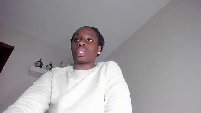 Snapshot of aafricaa chatting on 12-23-24, 01:24 aafricaa online show from 12-23-24, 01:24