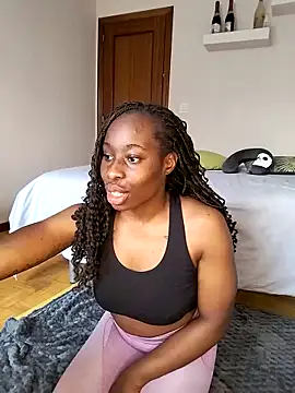 Snapshot of aafricaa chatting on 02-25-25, 08:36 aafricaa online show from 02-25-25, 08:36