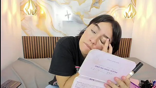 MelissaGilll online show from 10-27-25, 06:56