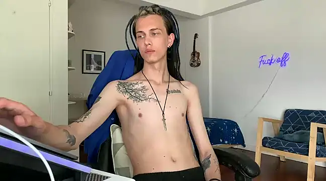 Snapshot of Den_BlueXx chatting on 12-26-24, 02:27 Den BlueXx online show from 12-26-24, 02:27