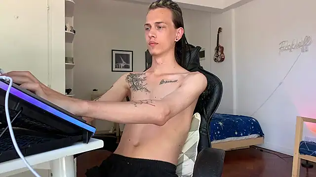 Snapshot of Den_BlueXx chatting on 01-12-25, 04:50 Den BlueXx online show from 01-12-25, 04:50