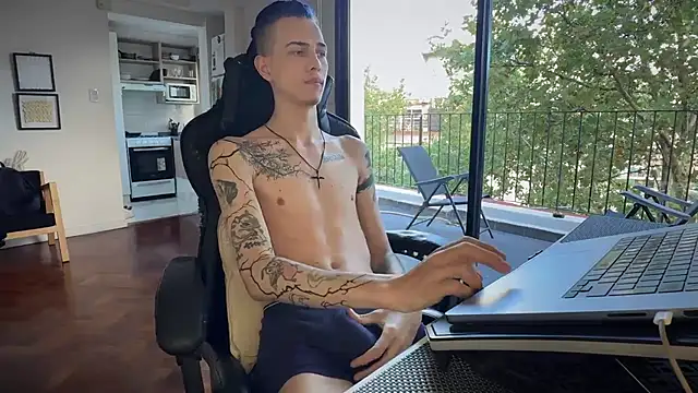 Den BlueXx online show from 04-08-26, 07:36