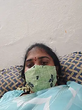 Snapshot of ammullu456 chatting on 06-11-26, 05:44 ammullu456 online show from 06-11-26, 05:44