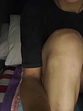 DarkElfSorceress online show from 11-29-25, 06:33