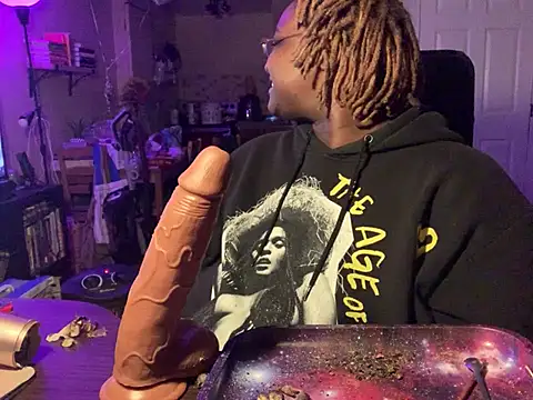 BigKittyRaven online show from 02-15-25, 04:14