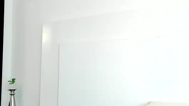 Dylan Taylor online show from 01-28-25, 05:54