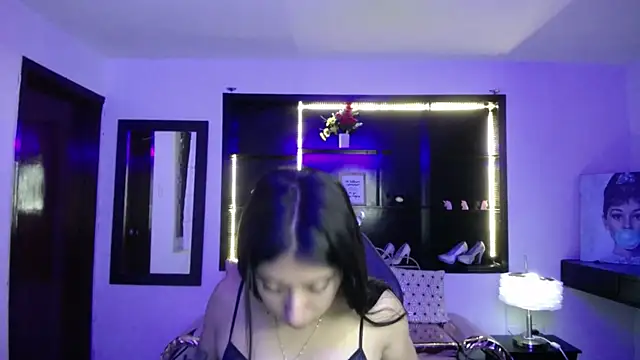 Angela Diaz  online show from 01-27-25, 12:37