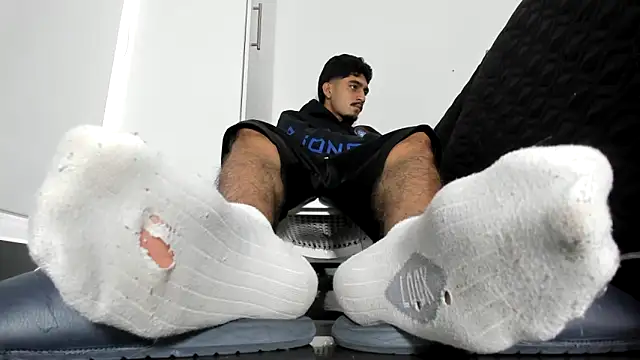 Snapshot of latin_bbc chatting on 12-16-25, 12:54 latin bbc online show from 12-16-25, 12:54