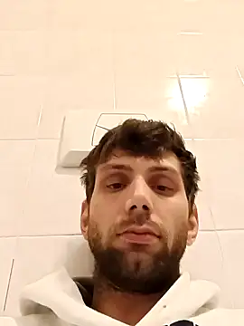 Snapshot of dariodario chatting on 02-04-25, 09:17 dariodario online show from 02-04-25, 09:17