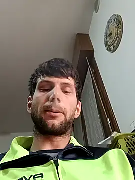 Snapshot of dariodario chatting on 02-06-25, 09:22 dariodario online show from 02-06-25, 09:22