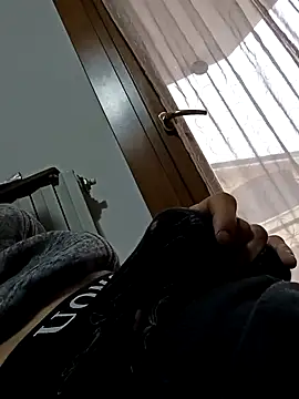 Snapshot of dariodario chatting on 02-09-25, 09:16 dariodario online show from 02-09-25, 09:16