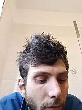 Snapshot of dariodario chatting on 02-12-25, 12:22 dariodario online show from 02-12-25, 12:22