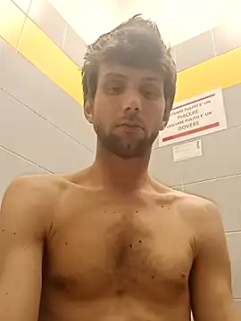 Snapshot of dariodario chatting on 03-07-25, 05:49 dariodario online show from 03-07-25, 05:49