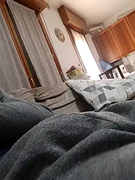 Snapshot of dariodario chatting on 10-17-25, 07:33 dariodario online show from 10-17-25, 07:33