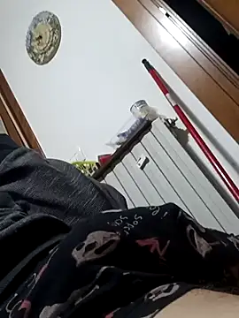 Snapshot of dariodario chatting on 11-15-25, 10:59 dariodario online show from 11-15-25, 10:59