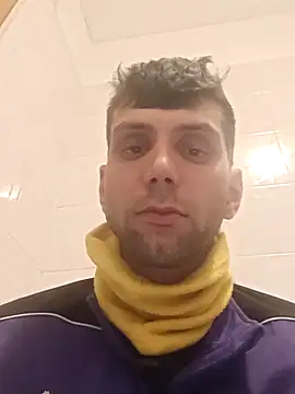 Snapshot of dariodario chatting on 01-05-26, 08:01 dariodario online show from 01-05-26, 08:01