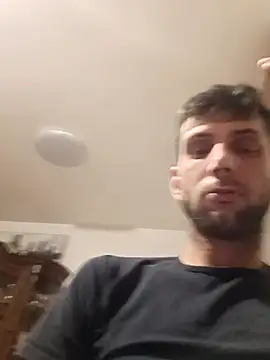 Snapshot of dariodario chatting on 01-14-26, 03:12 dariodario online show from 01-14-26, 03:12