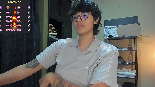 Snapshot of gooddess_isis chatting on 12-24-24, 06:11 gooddess isis online show from 12-24-24, 06:11