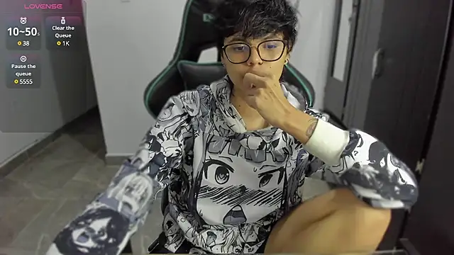 Snapshot of gooddess_isis chatting on 12-27-24, 05:42 gooddess isis online show from 12-27-24, 05:42