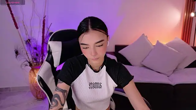 AnabelWolf online show from 03-20-26, 03:28