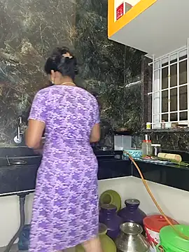 Tamil Shalini Lustyy online show from 11-11-25, 10:54