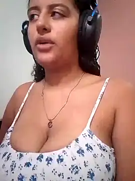 Snapshot of Babydol18_ chatting on 02-26-25, 08:22 Babydol18 online show from 02-26-25, 08:22