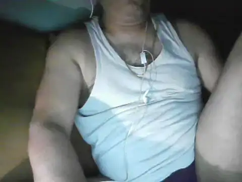 Snapshot of samee00721 chatting on 02-02-25, 05:37 samee00721 online show from 02-02-25, 05:37