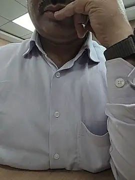 samee00721 online show from 06-05-26, 06:52