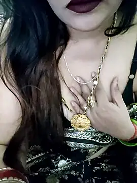 Snapshot of Mayuri77 chatting on 11-17-25, 05:08 Mayuri77 online show from 11-17-25, 05:08