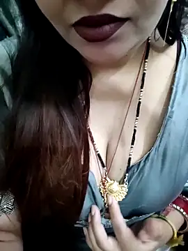 Snapshot of Mayuri77 chatting on 05-02-26, 10:53 Mayuri77 online show from 05-02-26, 10:53