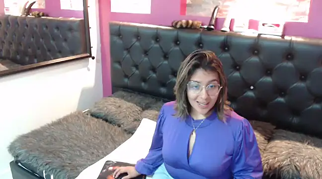 Pandoracherry online show from 12-21-24, 01:36