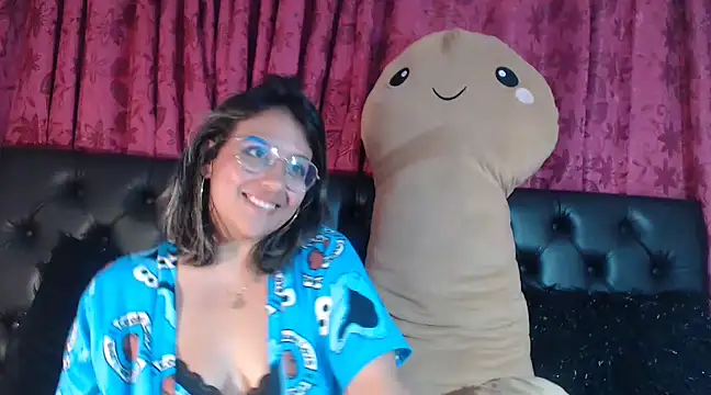 Pandoracherry online show from 01-12-25, 09:30