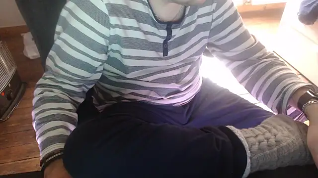 Snapshot of mancreeed chatting on 01-14-26, 11:05 mancreeed online show from 01-14-26, 11:05