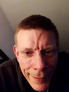 Snapshot of Tattooguy_86 chatting on 12-16-25, 03:50 Tattooguy 86 online show from 12-16-25, 03:50