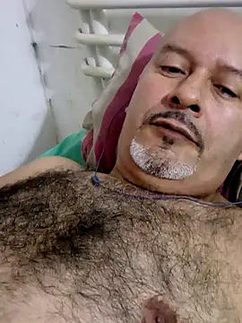 Snapshot of Juan_45 chatting on 06-02-26, 02:08 Juan 45 online show from 06-02-26, 02:08